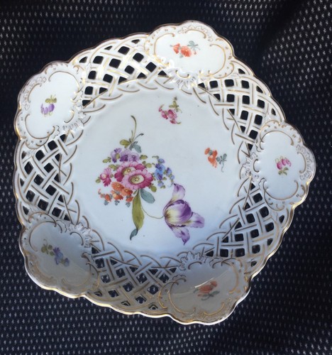 Assiette forme corbeille - assiette,