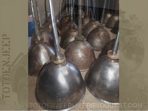 Graissage burette huile - burette,