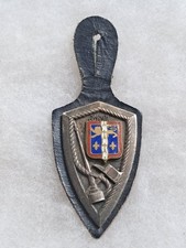 Un Insigne " Sapeurs Pompiers