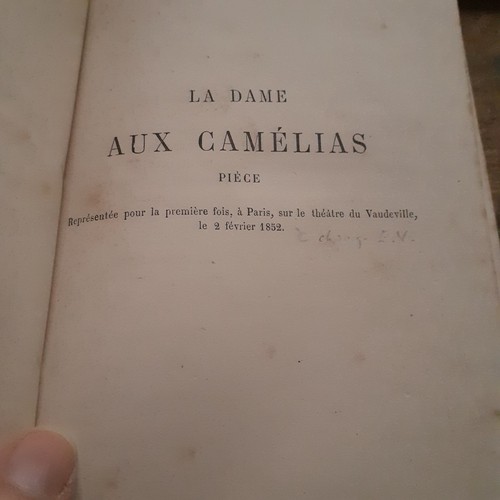 Dame aux camélias - aux,