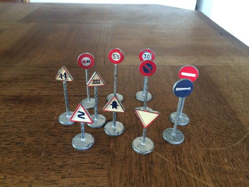 Anciens panneaux routiers - anciens,
