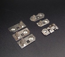 Contact de piles métal