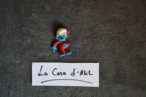 Figurine schtroumpf assoupi - figurine,