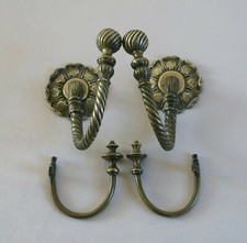 EMBRASSE de RIDEAU, paire de