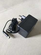 4071351979 Chargeur secteur