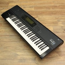 Clavier synthétiseur station de travail musicale Korg 01/W FD 61 touches noir...