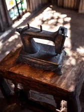  Petit taille-crayon vintage -