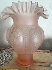 Grand Vase En Verre Rose Art Déco Col Dentelle 