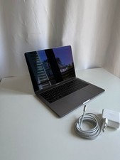 MacBook Pro 2017 13,3 pouces 16 Go I7 2,5 GHz