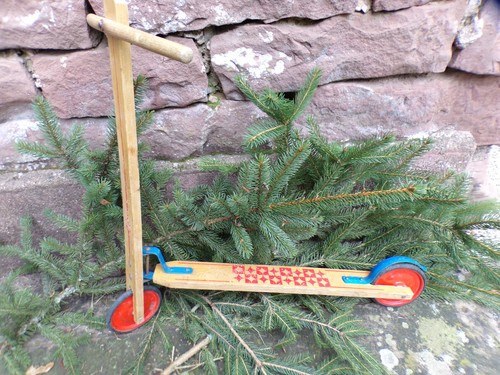 Trotinette ancienne - , en