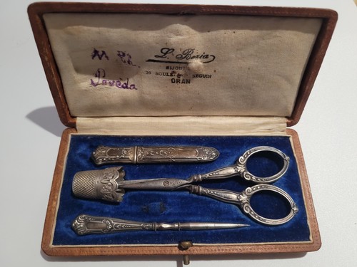 Ancien nécessaire couture - ancien,