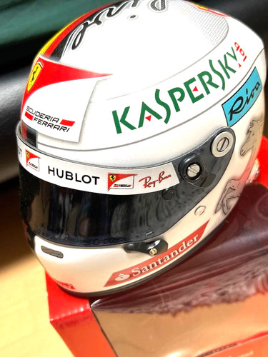Sebastian vettel ferrari 2017 - vettel,