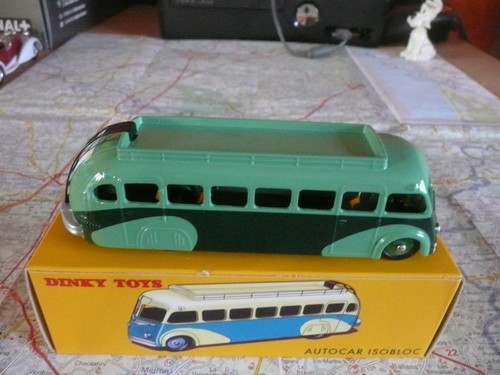 Isobloc autocar vert dinky - isobloc,