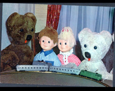 EMISSION TELEVISION / NOUNOURS NICOLAS PIMPRENELLE avec Jouet TRAIN ELECTRIQUE