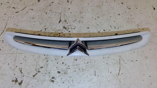 Calandre citroen xsara - calandre,