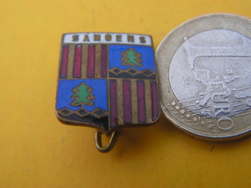 Petit insigne broche - petit,