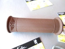 POIGNÉE CAOUTCHOUC M DE  MOTOBECANE - MOBYLETTE - MOTOCONFORT - AV3-32-34-54