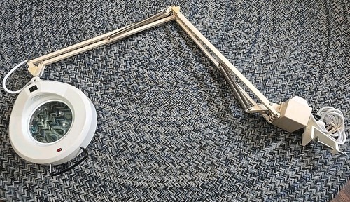 Luxo industrial articulating - luxo,