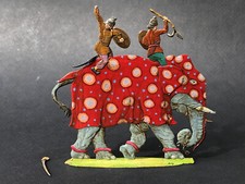 Ancienne figurine ETAIN PLAT