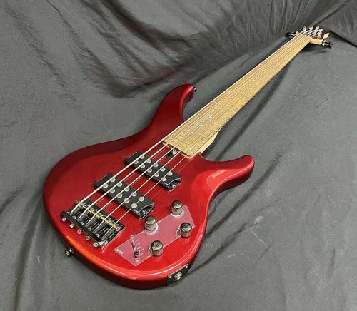 Guitare basse électrique