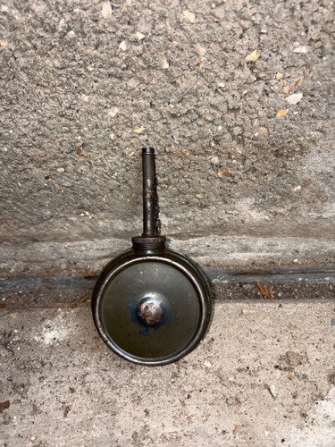 Burette huile militaire - à,