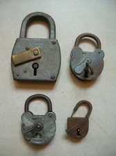 Lot de 4 anciens cadenas 2 avec clés de 5,3 cm à 10 cm n°6 