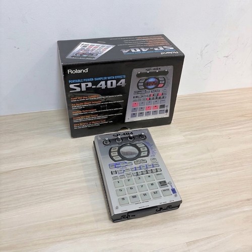 Roland 404 compact sampler - sp-404,