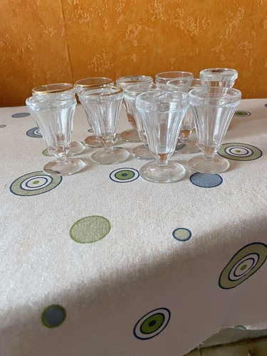 Anciens petits verre - 11,