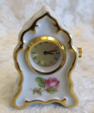 Horloge réveil miniature
