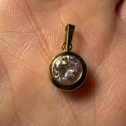 Pendentif avec imitation - pendentif,