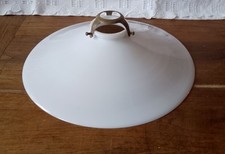 Abat-jour/ Suspension/Assiette En Verre Opaline Blanc Avec Griffe Laiton Ancien