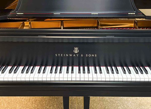 Superbly restored steinway - restored, &