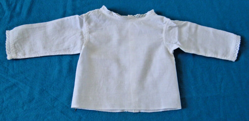 Ancienne brassière bébé