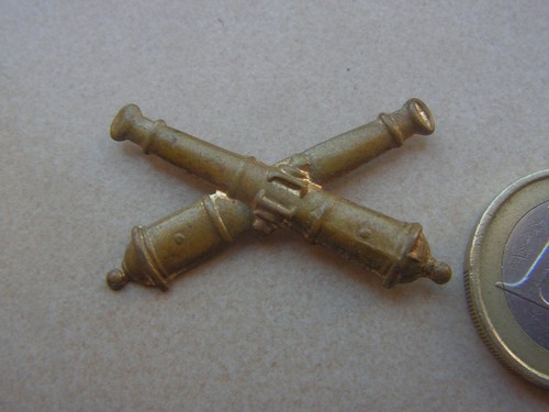 Insigne calot artillerie - insigne,