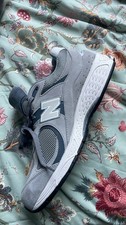 new balance 2002r