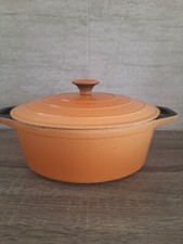 Invicta Cocotte Ovale en Fonte Jaune 27 cm