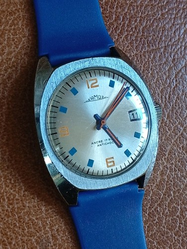 Montre mécanique ancienne