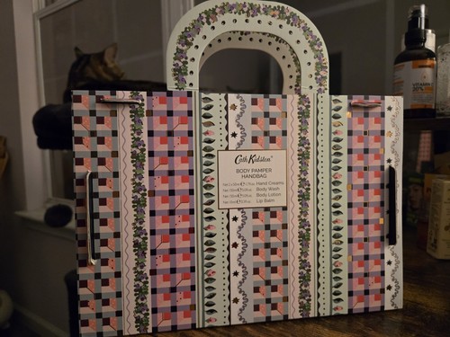 Cath kidston body pamper bag - cath,
