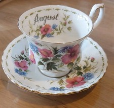 Tasse et Soucoupe a thé Porcelaine Royal Albert Flower of the Month Aout
