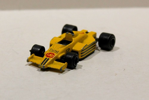 Majorette racing n 238 - -, n°238