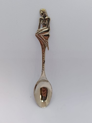 Petite cuillère ancienne - ,