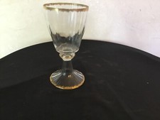 # Ancien Grand Verre à Pied