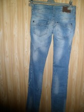 Pantalon jean "à trous"