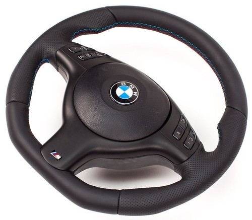 Volant plat avec - volant,