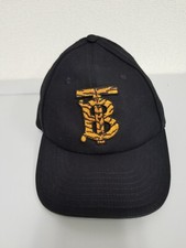 casquette de baseball noire