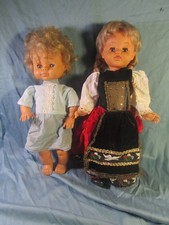 2 poupées BELLA  à  revoir