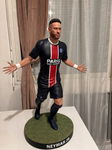 Official neymar psg resin - jr,