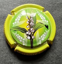 capsule de champagne  N° 11 c Servenay et Fils 1er Mai  Muguet  Trelou sur Marne