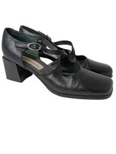 Chaussure à talons carrés