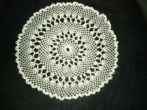 Lot broderies napperons - de,